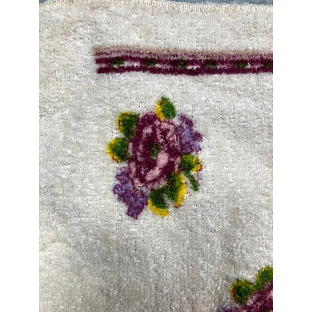 Vintage Cannon Bath Wash Cloths Beige Purple Floral 11‎ Inch Squares Lot of 2